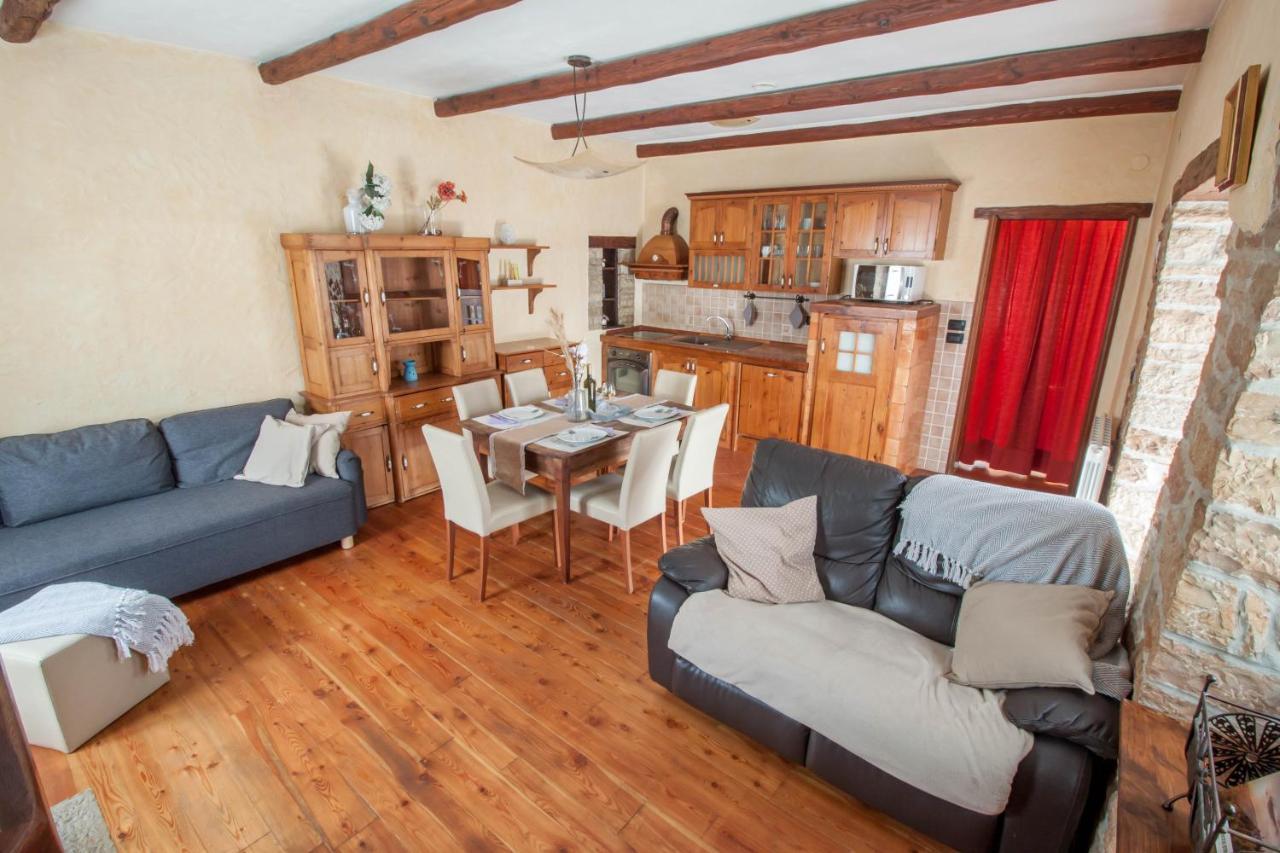 Stara Kuca Apartment Heki ภายนอก รูปภาพ