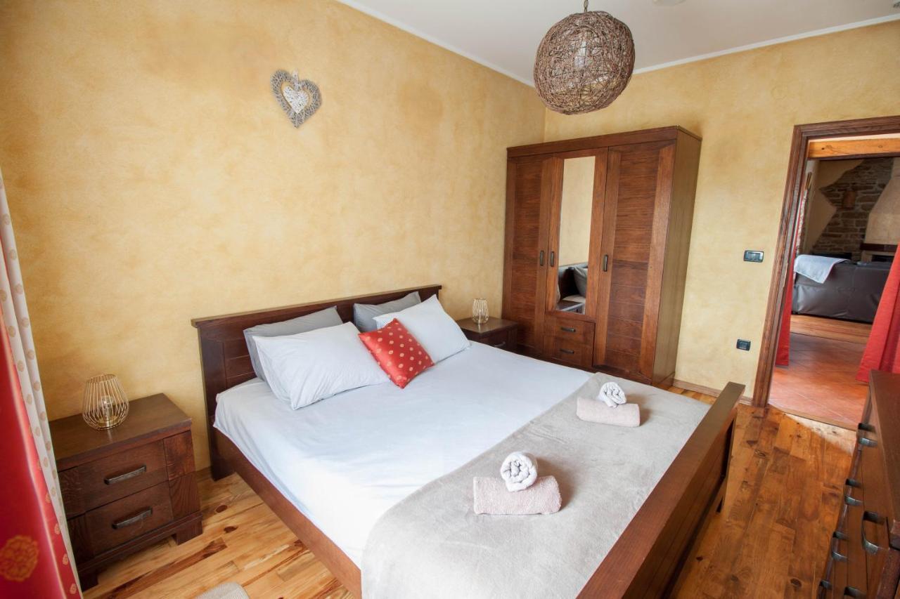 Stara Kuca Apartment Heki ภายนอก รูปภาพ