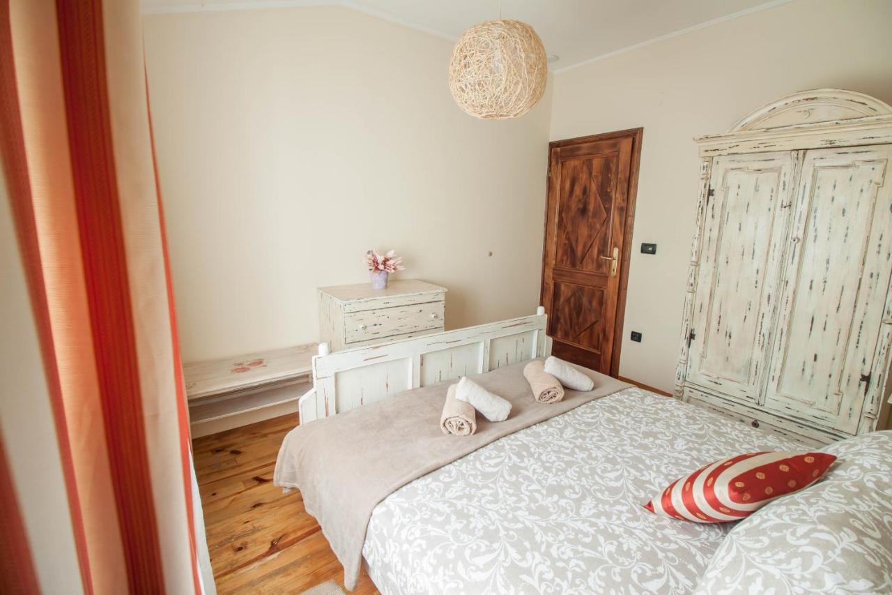 Stara Kuca Apartment Heki ภายนอก รูปภาพ